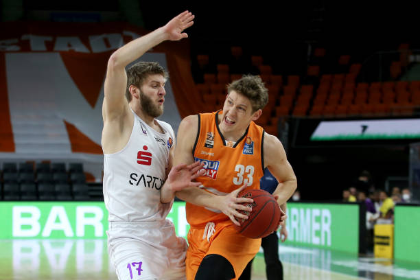 己的发展路 己的发展路