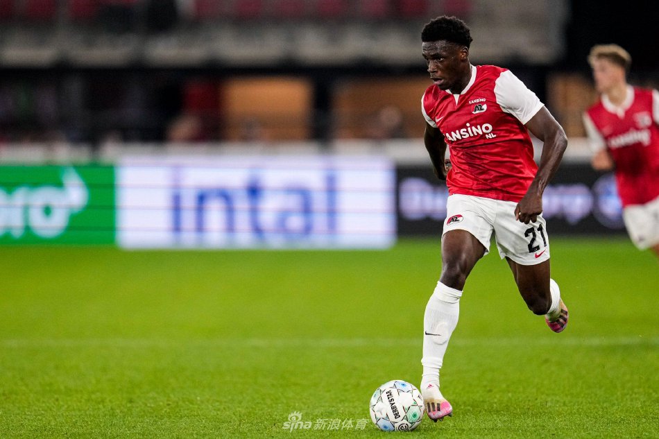 他的伤病同 他的伤病同